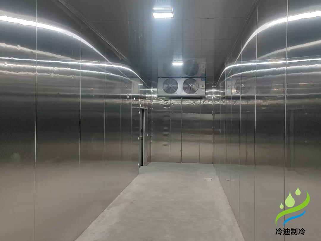上海1000立方綜合型中央廚房冷庫(kù)建造案例(圖6) 上海奉賢中央廚房冷庫(kù)建造案例